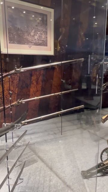 Да есть миниатюрные пушки в Тульском Музее, которые т? смотреть онлайн