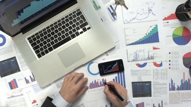 ПОЧЕМУ ЭКОНОМИКА ЦИКЛИЧНА? ПОЧЕМУ КРИЗИСЫ ПОСТОЯННО?