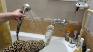 ВЫЗОВ ПРИНЯТ #1 | МОКРАЯ КУРИЦА | ДУШ В ОДЕЖДЕ  || SASHA COLLINS