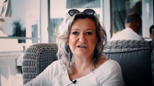 Отзыв. Амирова Елена. Акционер и инвестор холдинга Х100