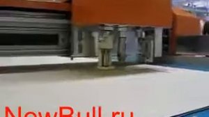 DCZ50 1310 Раскрой коробки трехслойного гофрокартона на ?