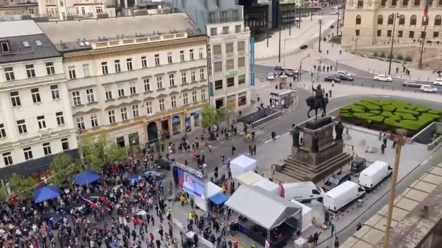 В Праге прошла массовая акция несогласия с политикой ? смотреть онлайн