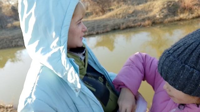 Рыбалка в Бишкеке в Манасе.Поймали очень много рыбы разного калибра,нарвали джигиду, пробуем
