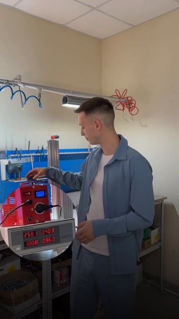 Светильник Фитонс и скачки напряжения #shorts смотреть онлайн