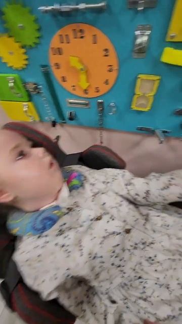 ну а что, вспоминаем с принцессой работу фонарика 😌 д? смотреть онлайн