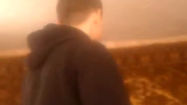 Разбил люстру стулом смотреть онлайн