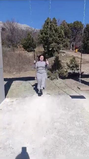 Ох как классно покататься на качелях смотреть онлайн