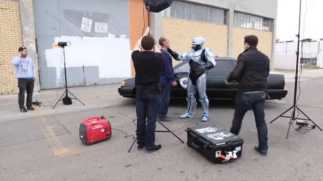 Робокоп-фотосессия смотреть онлайн