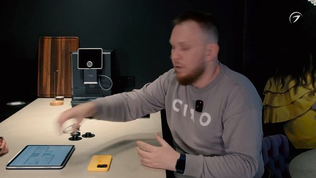 Квартира в ярком черном цвете с управлением DALI | РУМ-ТУ