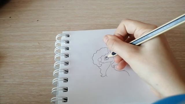 Как нарисовать пони? (первое видео) :-D смотреть онлайн