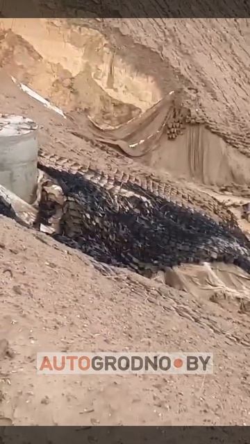 Второй обвал грунта за 2 недели. Новый мост Гродно - 17 и? смотреть онлайн