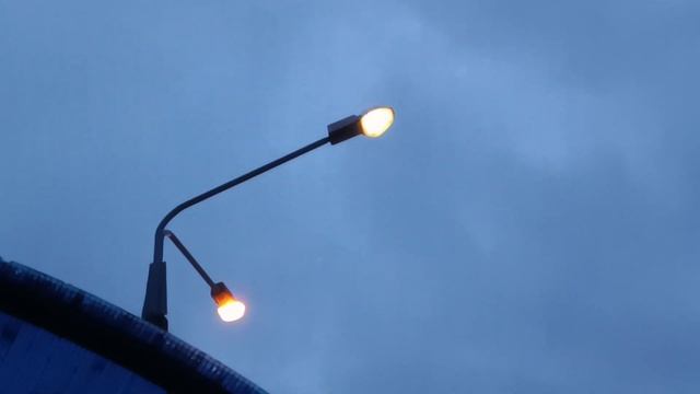 Вот так загорается и разгорается лампа ДНаТ. Г. Гродно, смотреть онлайн