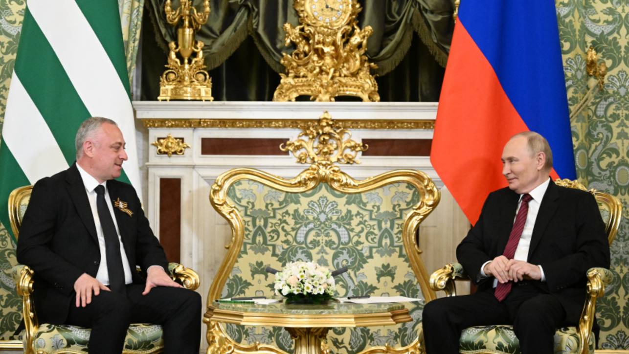 Путин: Россия готова продолжать сотрудничество с Абхазией в экономической и гуманитарной сферах
