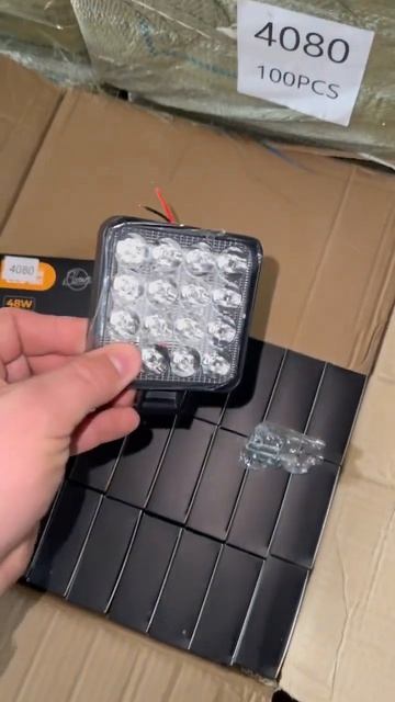 Фара LED квадратная 48W 6000K (16 диодв) (8.5см х 8.5см х 1.5см) Mini ? смотреть онлайн
