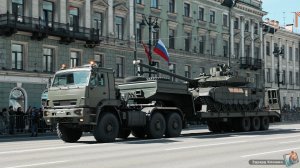 Военная сила России: Т-90М «Прорыв», С-400 «Триумф», «Искандер-М» на Невском проспекте в Петербурге