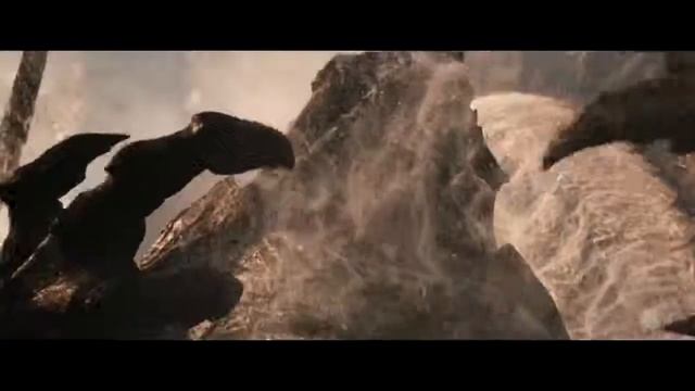 Персей победил Кракена Битва титанов 2010 Момент из фильма смотреть онлайн