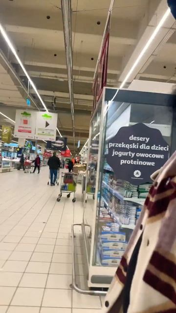 А ви який любите магазин #мінцюлінцю #ашан #знижки #акц? смотреть онлайн