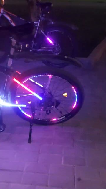 #адресная #rgb #лента на колёсах велосипеда #велопокату? смотреть онлайн