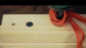 Как выкрутить саморез со слизанным шлицем