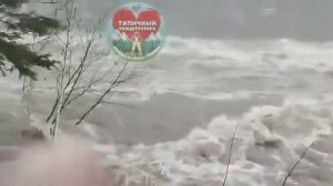 В Междуреченском районе Кемеровской области из берегов вышла река Томь.