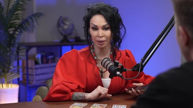 ТАРО ПРОГНОЗ: Аделина Панина рассказывает, ЧТО НАС ЖДЕТ В МАЕ?
