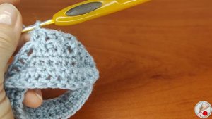 Как связать полую резинку крючком. Широкую. Способ 1