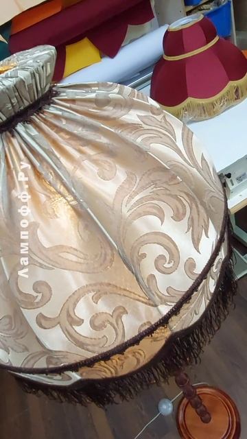 Торшер Алина золото с коричневым. Напольный  ретро-све смотреть онлайн