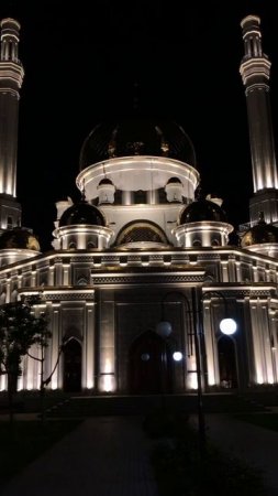 Чечня мечеть ночью прогулка релакс
