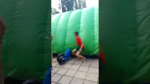 КАК НАДУВАЮТ БАТУТ "Подводный мир"/Линкин.