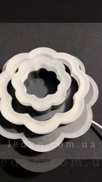 Светодиодный потолочный светильник цветок черный смотреть онлайн