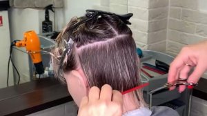 Женская стрижка на очень «жидкие» и редкие волосы, которая вернёт былой объём волосам после 40-45