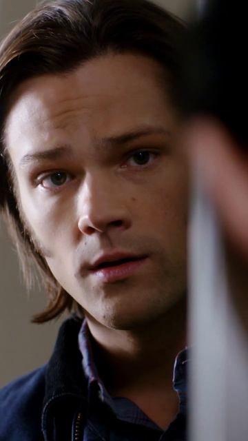 Сэм пришел к девочке, которая ему звонила 🌌 Сверхъест смотреть онлайн