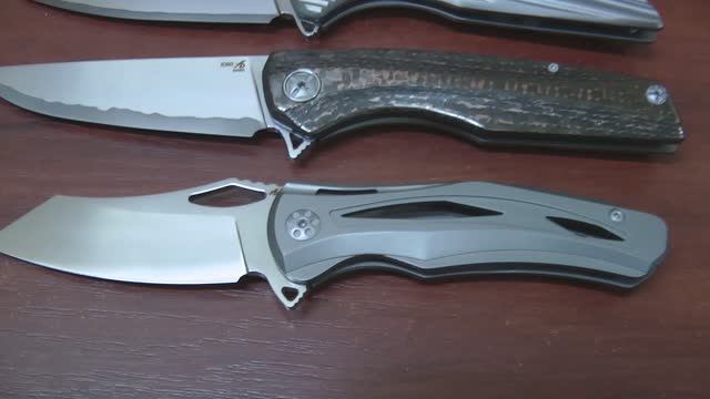 Обзор складных ножей из ламинированной стали смотреть онлайн