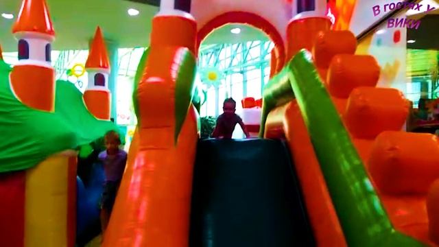 НАШ ВЫХОДНОЙ в развлекательном центре СБС ! Вика играе смотреть онлайн