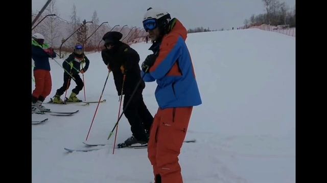 Малый радиус палочка впередисо скр руками 13