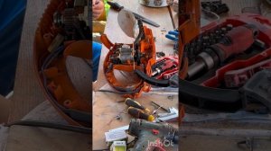 Мелкий ремонт кустореза электрического (замена щеток)