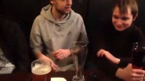 Как поместить монету в закрытый стакан загадка