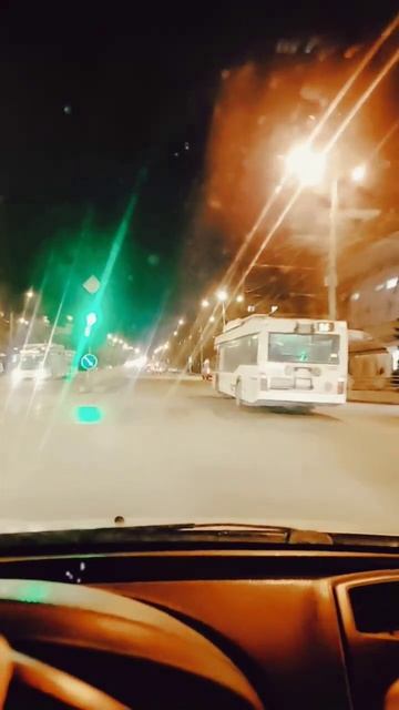 В Запорожье вернули уличное освещение. смотреть онлайн