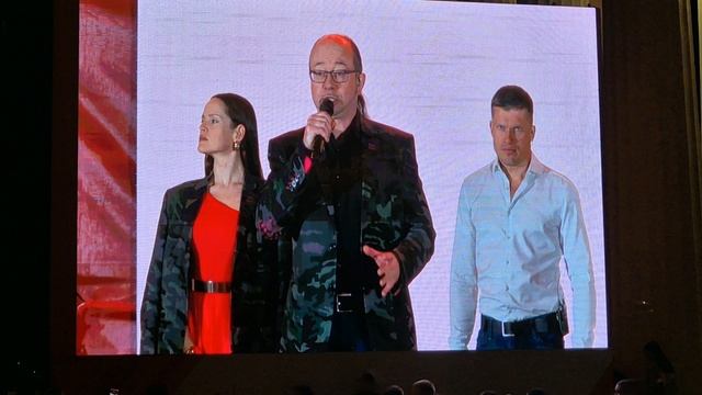 "С чего начинается Родина" - Хор Турецкого в Волгограде