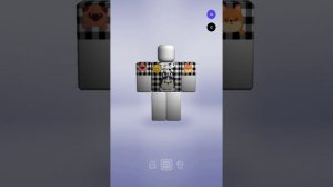 ПОКАЗАЛА КАК ДЕЛАТЬ ОДЕЖДУ! В РОГРАММЕ: Makerblox