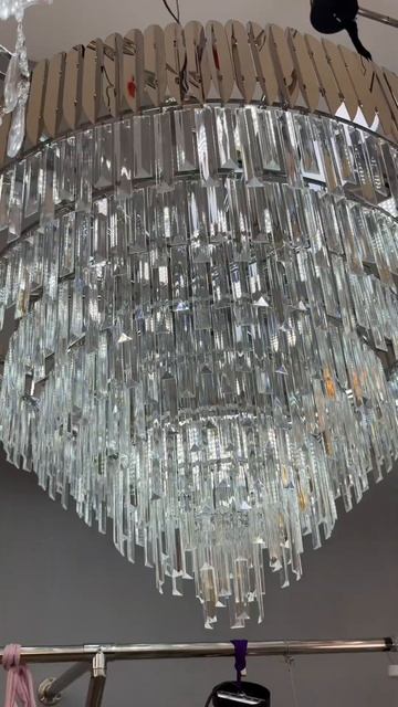 У нас найдется идеальная люстра для любого интерьера? смотреть онлайн