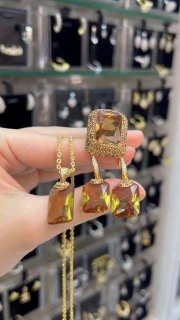 Серебро 925 пробы камень Султаниты, меняет цвет в завис? смотреть онлайн