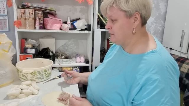 Весь день готовка а в огород когда🙈🙈🤣🤣🤣🌹🌹🌹 чебуреки, борщ, компот🌹🌹🌹