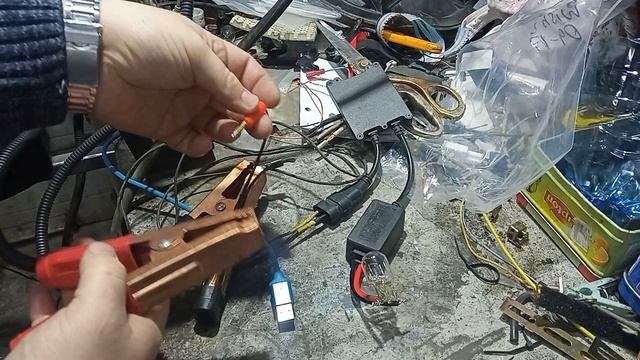 Подключаем лампу накаливания к блоку розжига ксенона