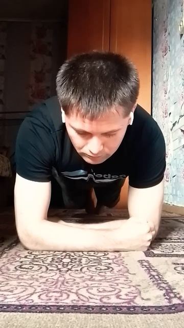 Люди вопрос к вам можно ли деньги давать в долг🤔 #день смотреть онлайн