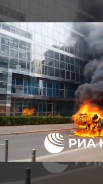 Во Франции в Нантере проходят акции протеста смотреть онлайн