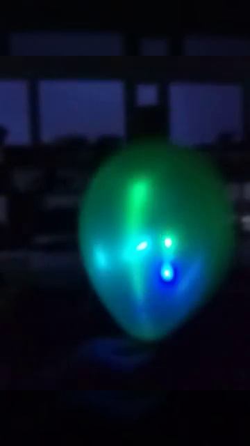 Светящиеся гелиевые шары смотреть онлайн