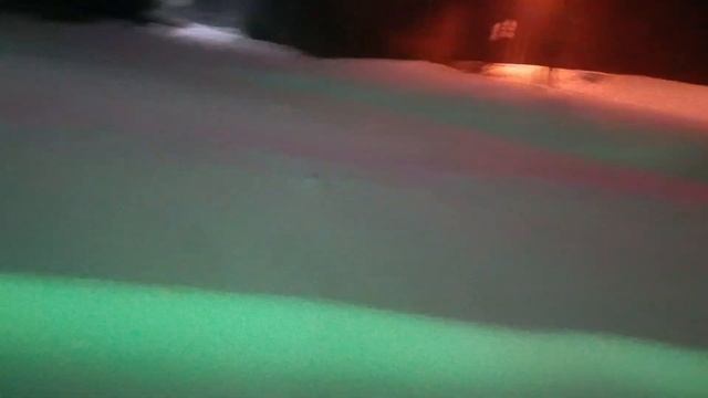 Красивые, оранжевые, натриевые фонари около АЗС. Часть смотреть онлайн