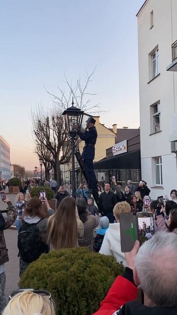 #Brest #famous #lamplighter #2025 #брест #знаменитый #фонарщик смотреть онлайн