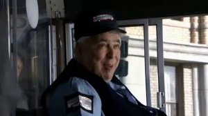 Все ненавидят Криса! Кураж Бамбей! Крис догоняет автобус! Прикол